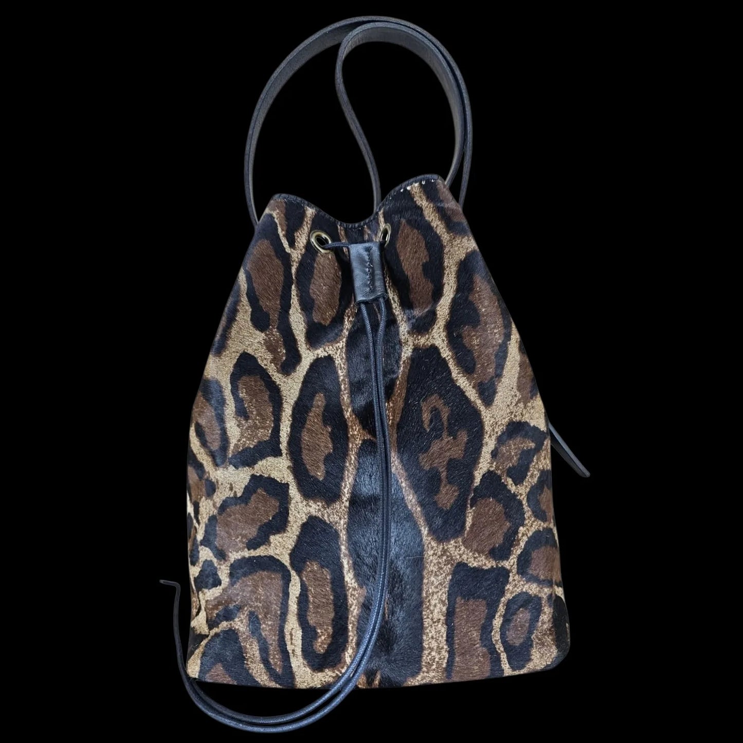 Handmade brown leather bucket bag with premium fur leather with a wild animal print - AG Design, Arad, Romania