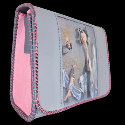 Handmade cream leather shoulder bag with a theatrical photo transfer and pink perimeter stitching - AG Design, Arad, Romania