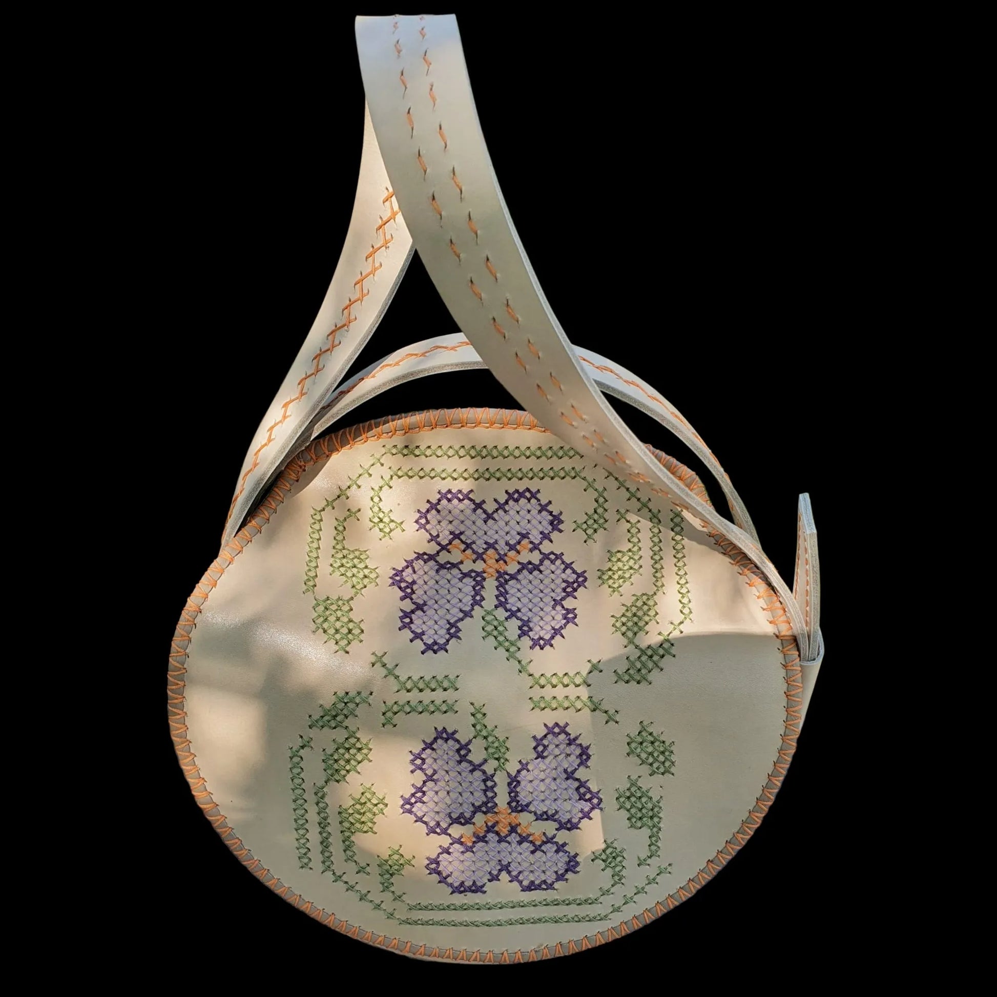 Handmade cream leather round bag with a painted flower - AG Design, Arad, Romania