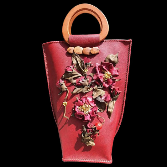 Handmade pink leather bag with sculpted red flowers - AG Design, Arad, Romania