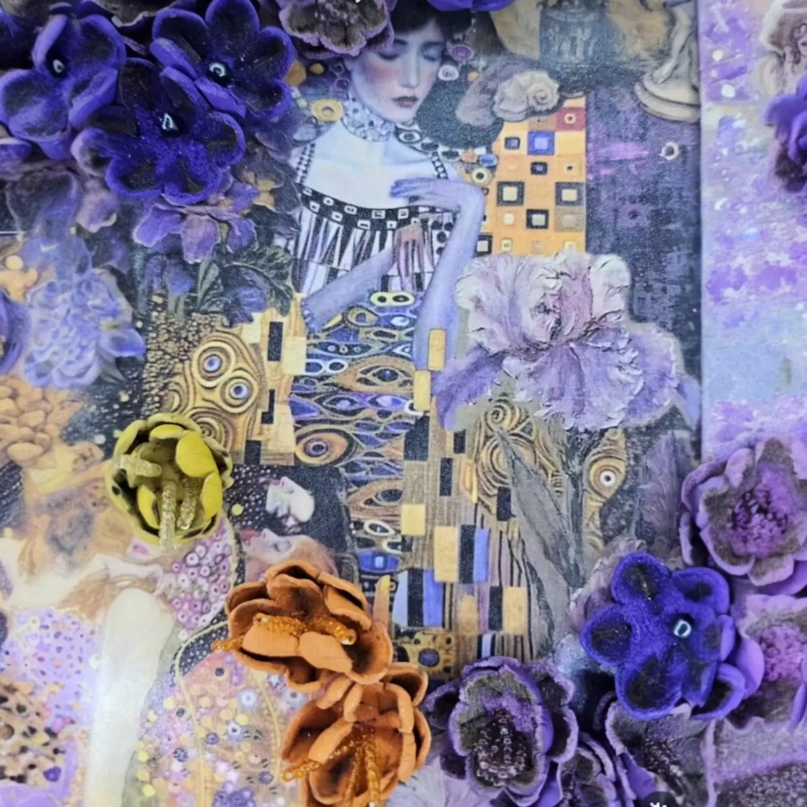 Handmade lavender leather shoulder bag with a Klimt photo transfer and a cascade of sculpted 3D flowers - AG Design, Arad, Romania