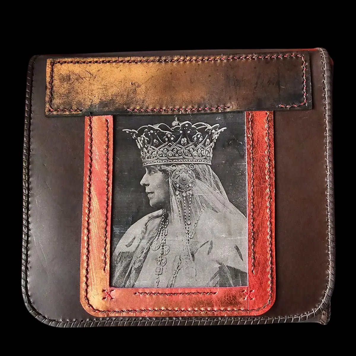 Handmade brown leather shoulder bag with a Queen Marie portrait photo transfer with a copper patina - AG Design, Arad, Romania