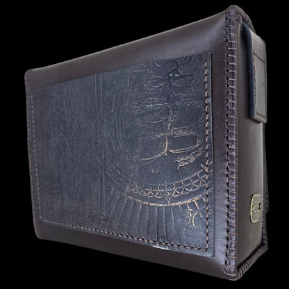 Side view of a handmade brown leather shoulder bag, closed - AG Design, Arad, Romania