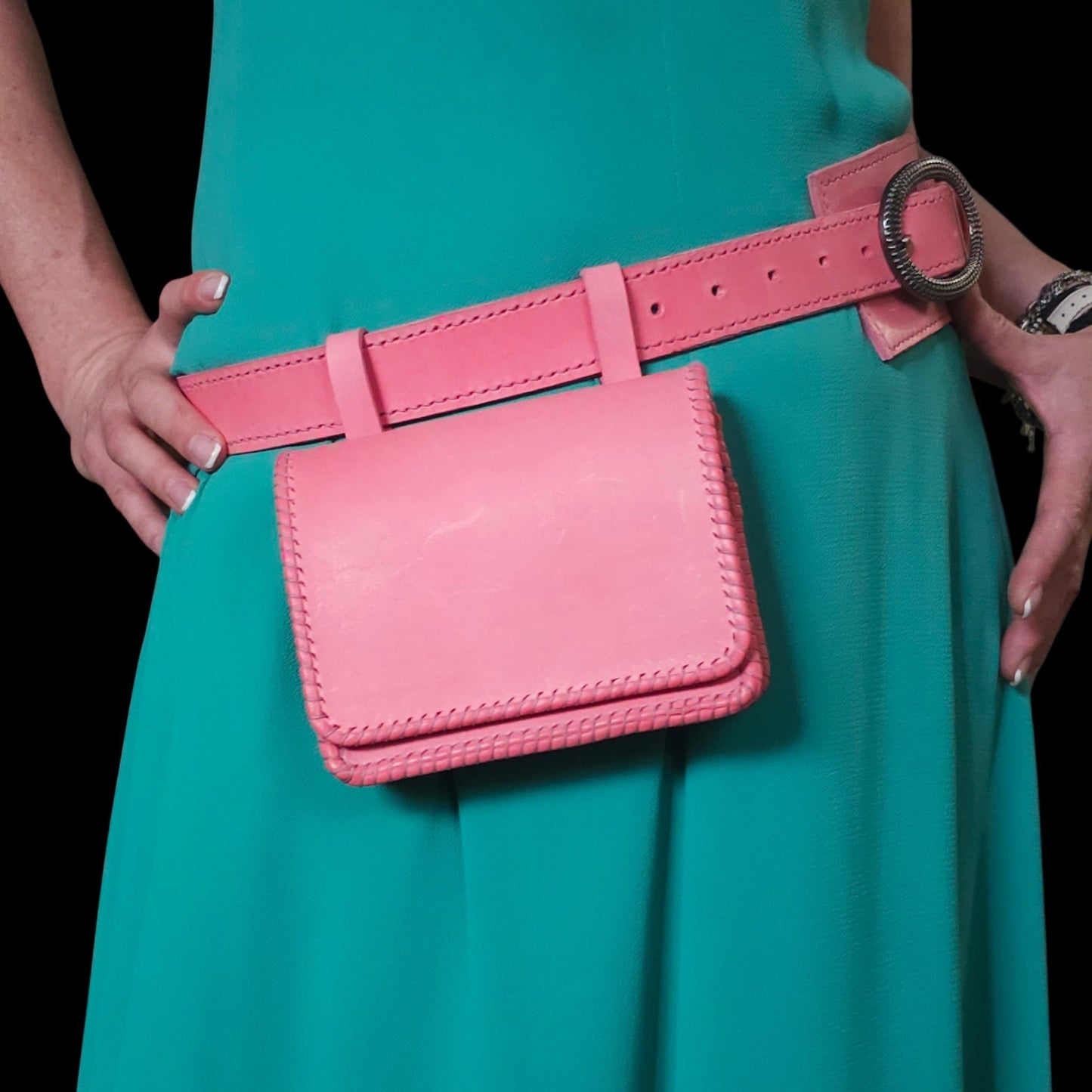 Handmade pink leather belt with a detachable pouch, worn on the waist over a turquoise dress - AG Design, Arad, Romania